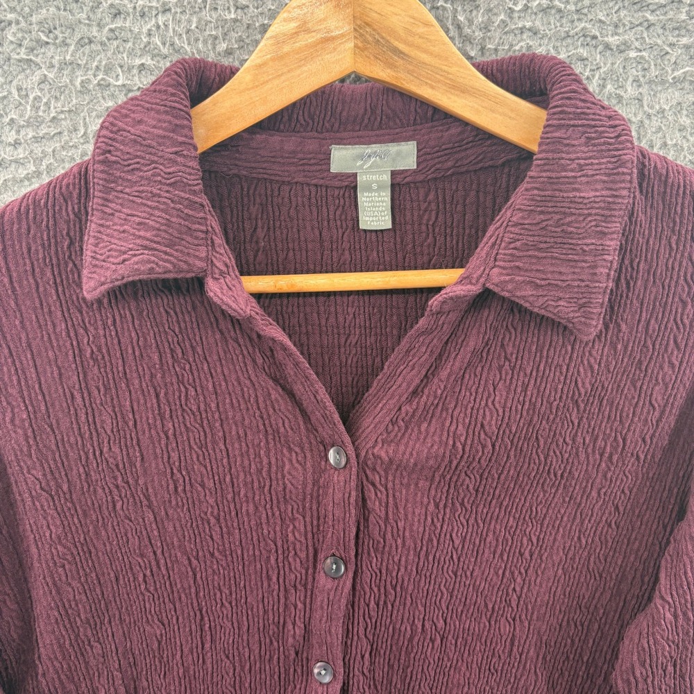 J Jill Button Front Top Women Small Maroon Crinkle Stretch Long Sleeve Collared